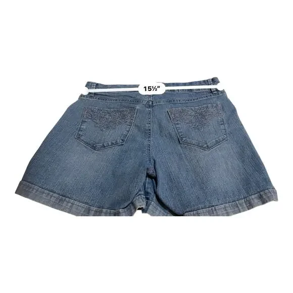 Gloria Vanderbilt Aiden Missy 6 Light Wash Denim Shorts - Picture 6 of 9